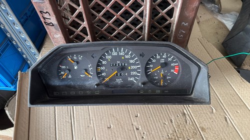 Mercedes w124 e200 - w124,
