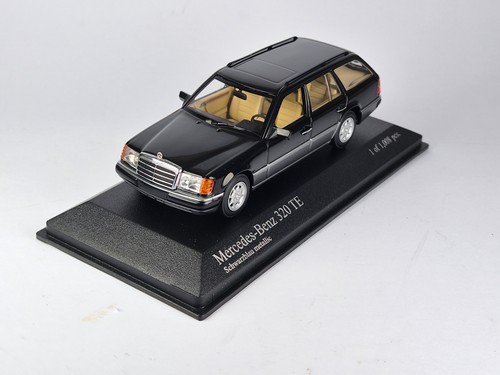 Minichamps mercedes benz - 1:43,